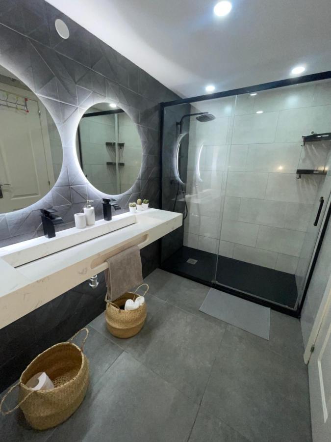 2 Bedroom Apartment Benalmadena Luaran gambar