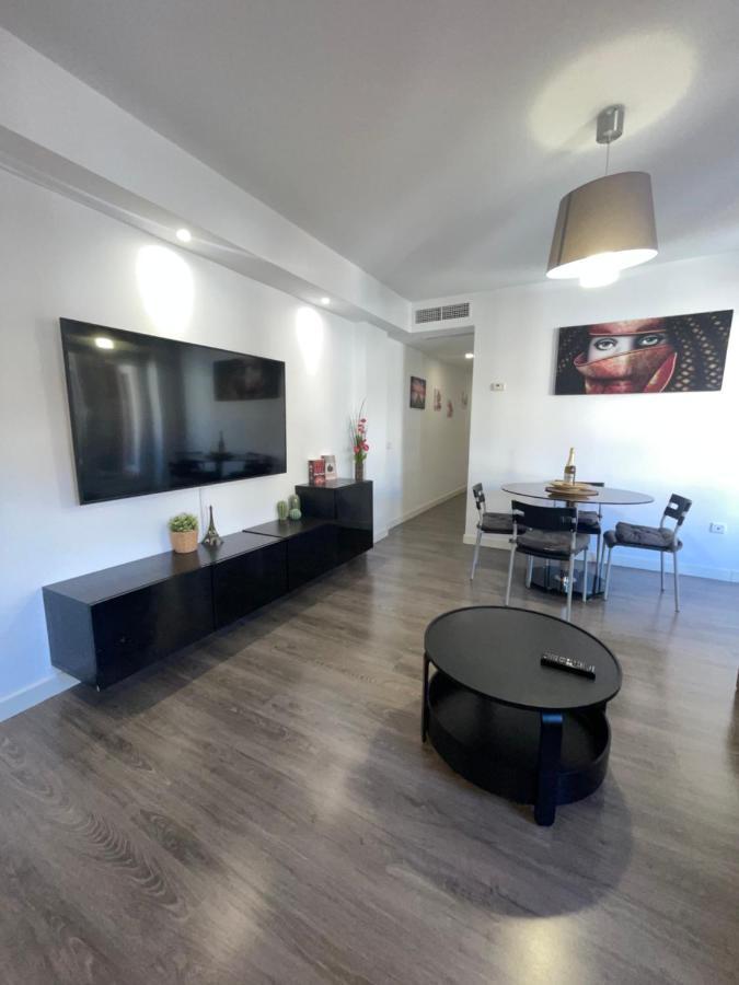 2 Bedroom Apartment Benalmadena Luaran gambar